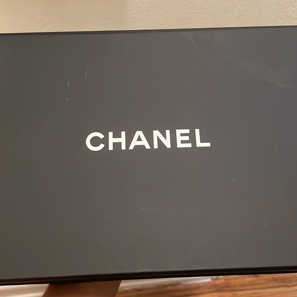 Chanel Caviar Quilted Classic Medium Flap - Picture 15 of 15